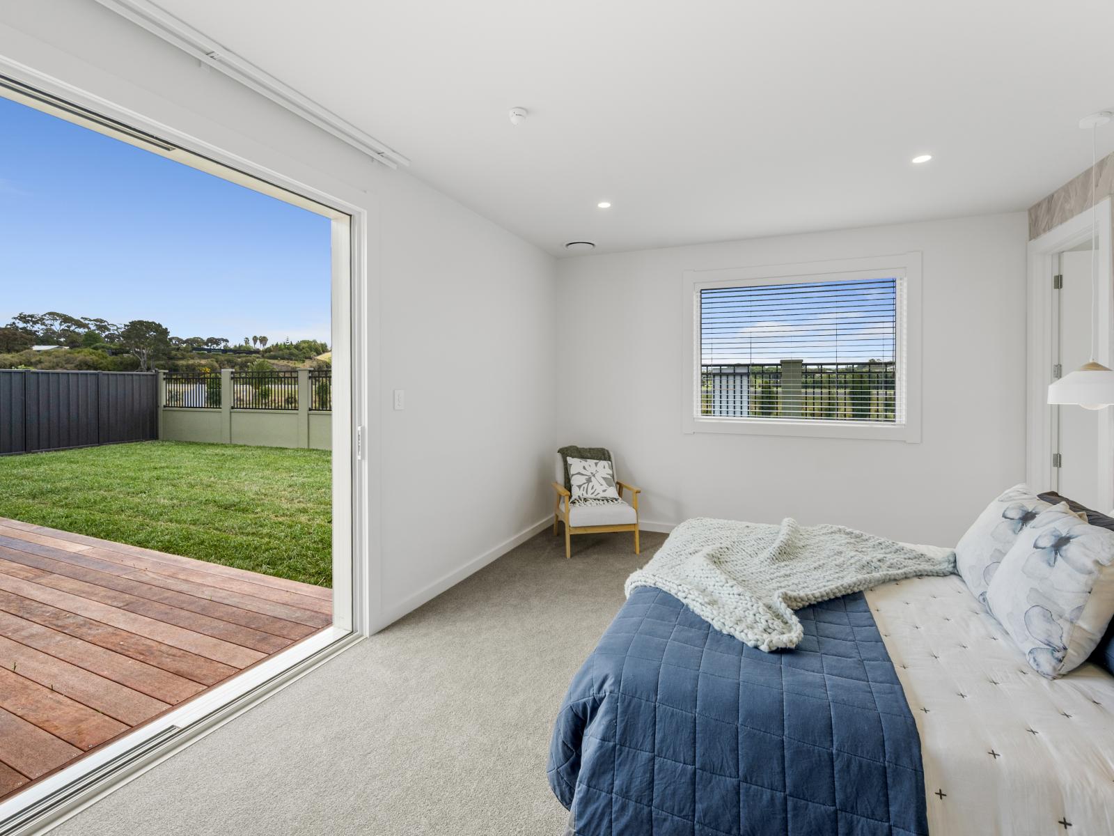 102 Pelorus Avenue, Poraiti