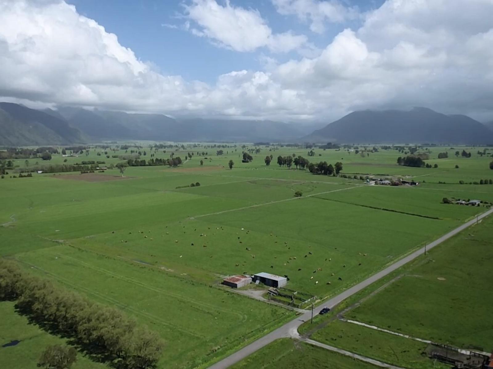 18 Municipal Road, Kowhitirangi, Hokitika