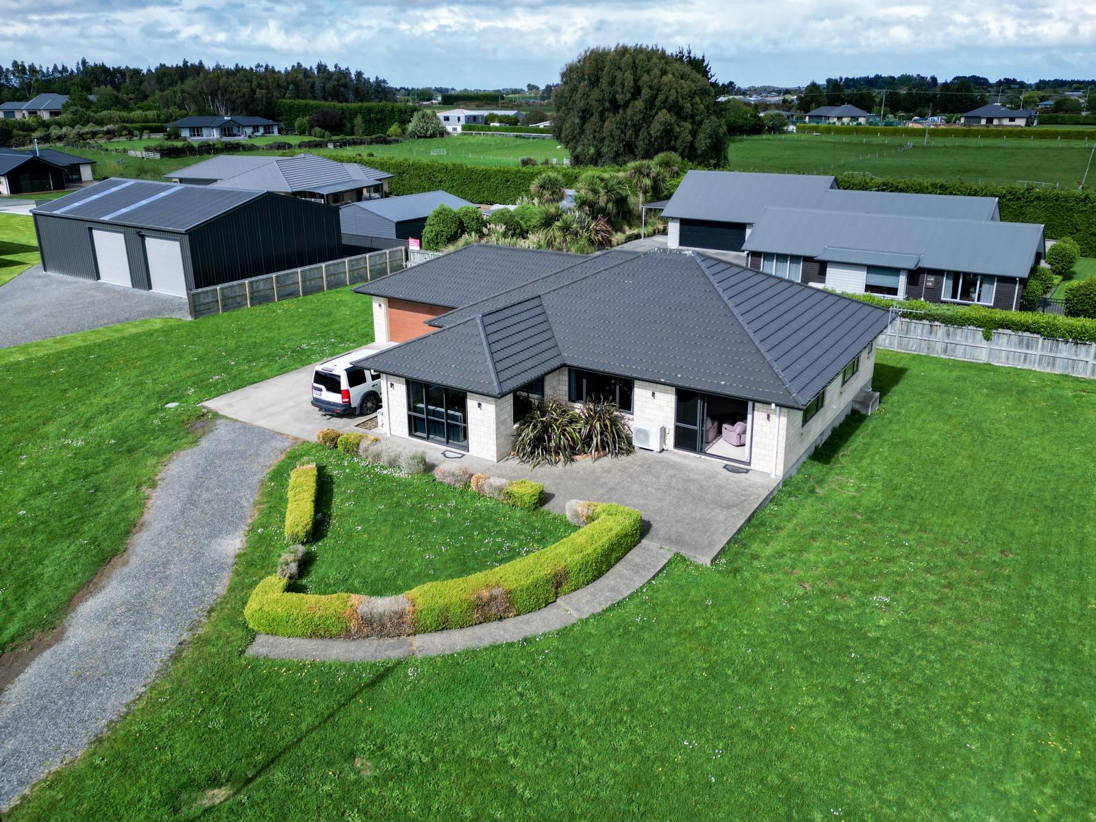 28 Majestic Chance, Seaward Bush