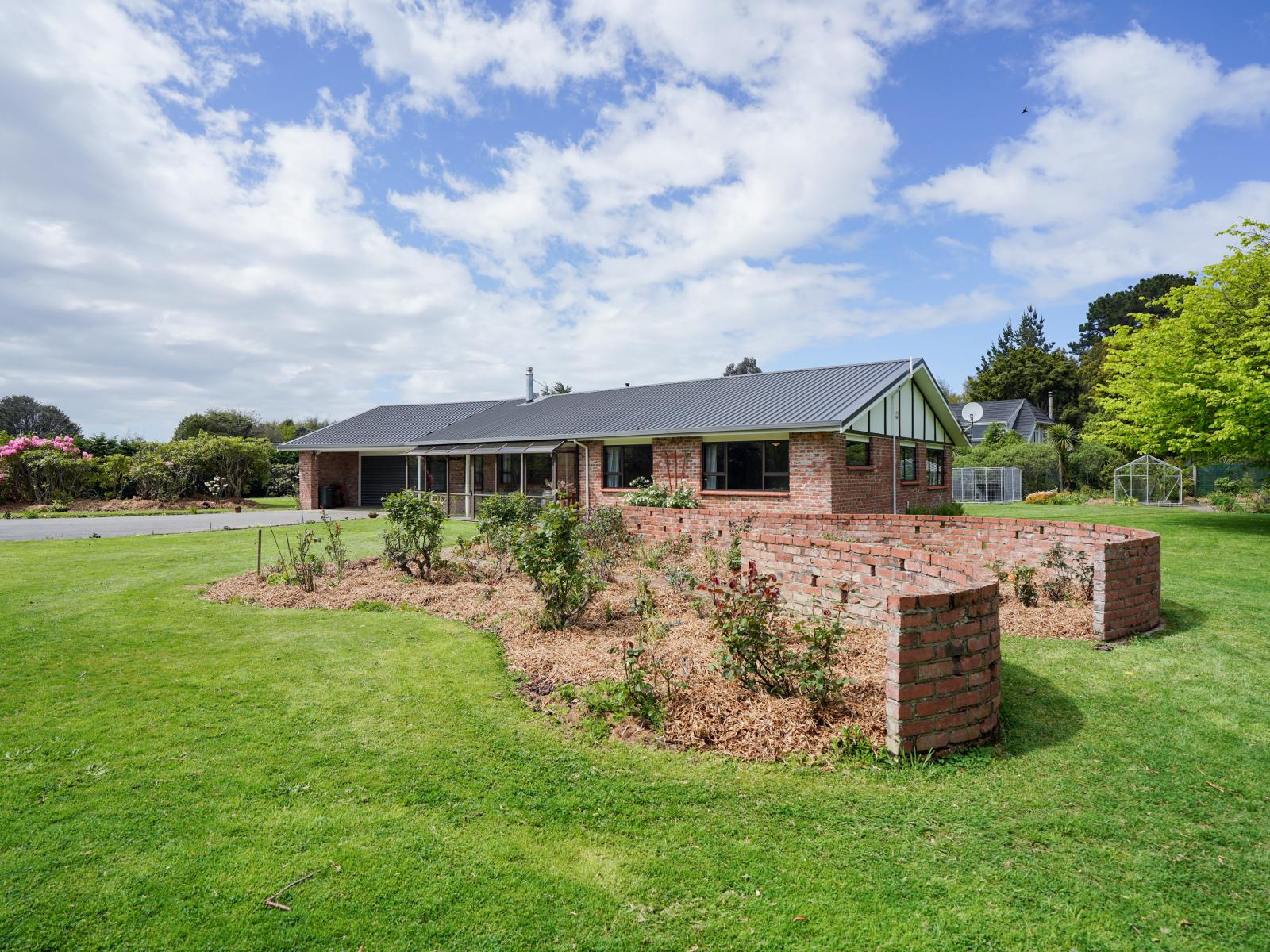 132 Grant Road, Otatara