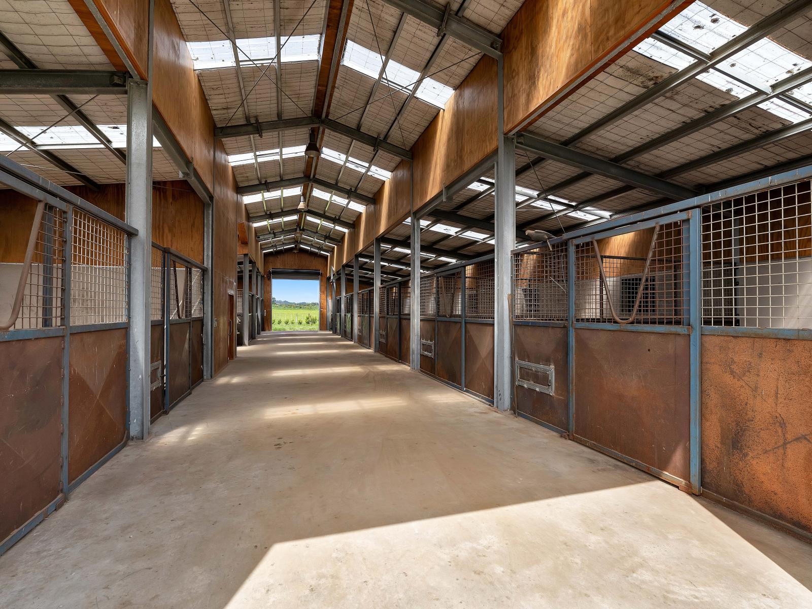 312 Corbett Road, Paraite