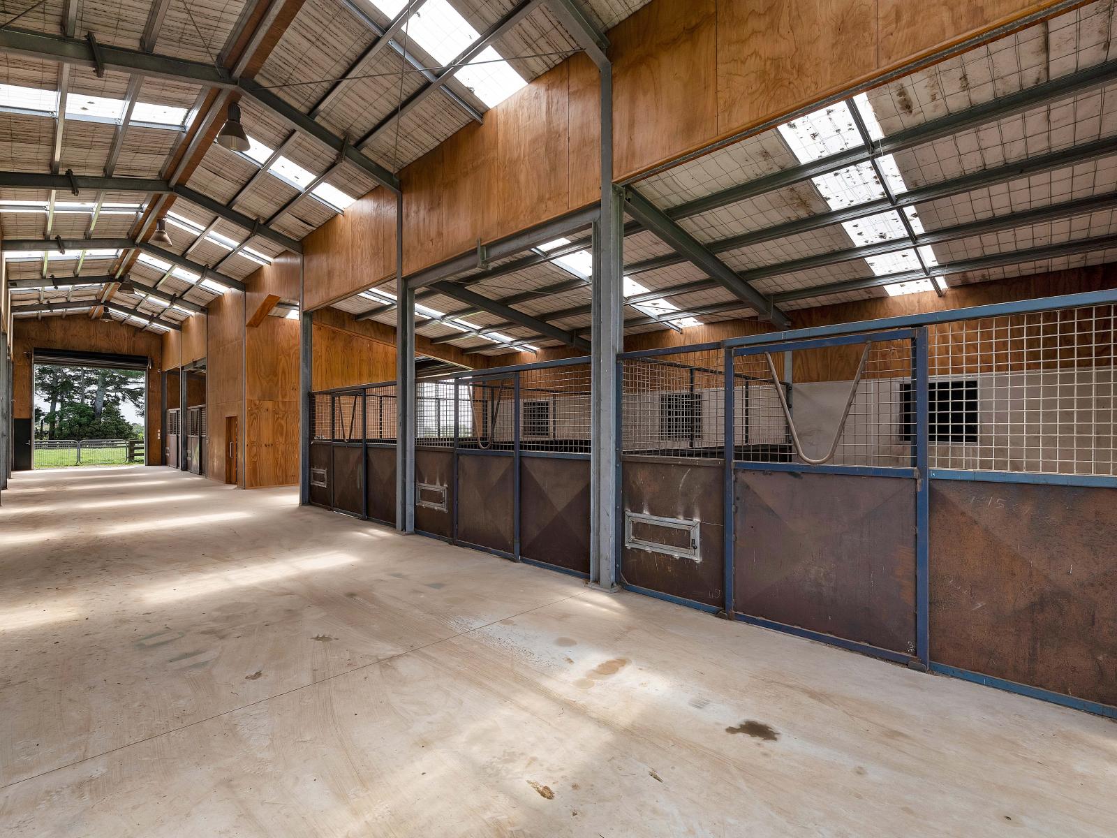 312 Corbett Road, Paraite