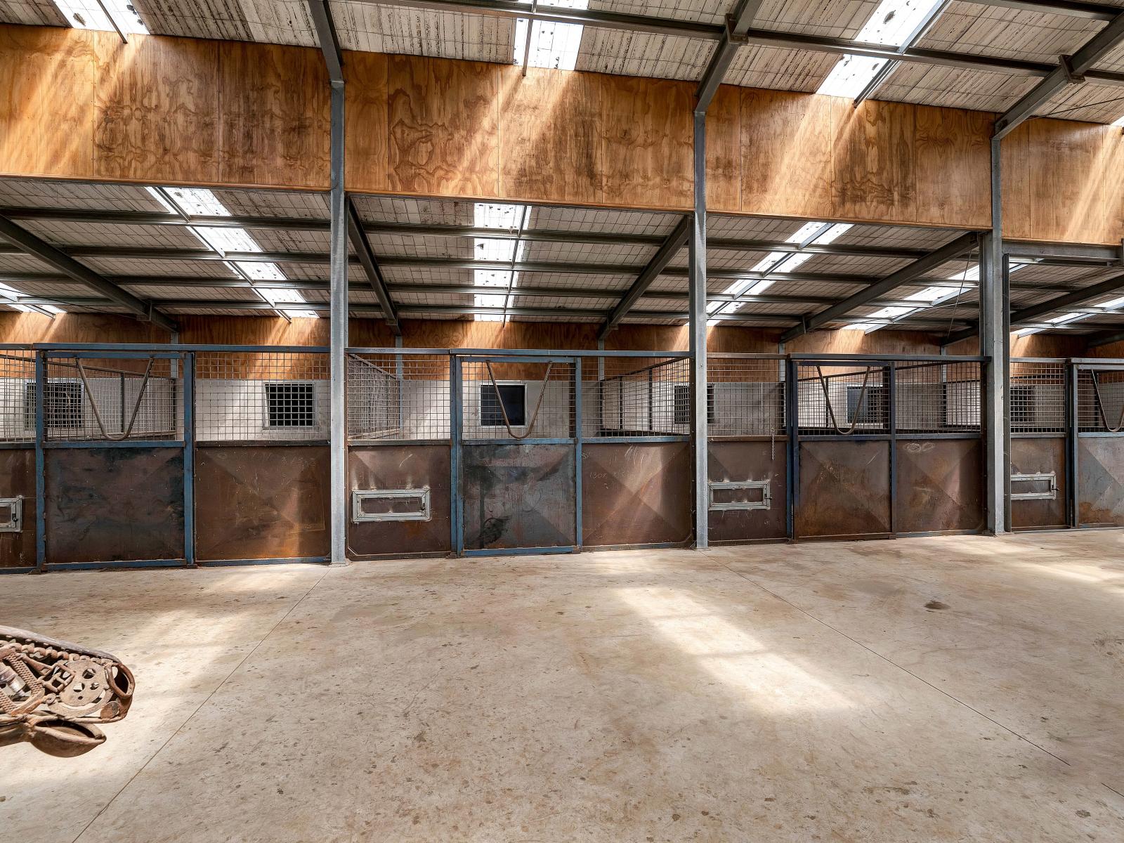 312 Corbett Road, Paraite