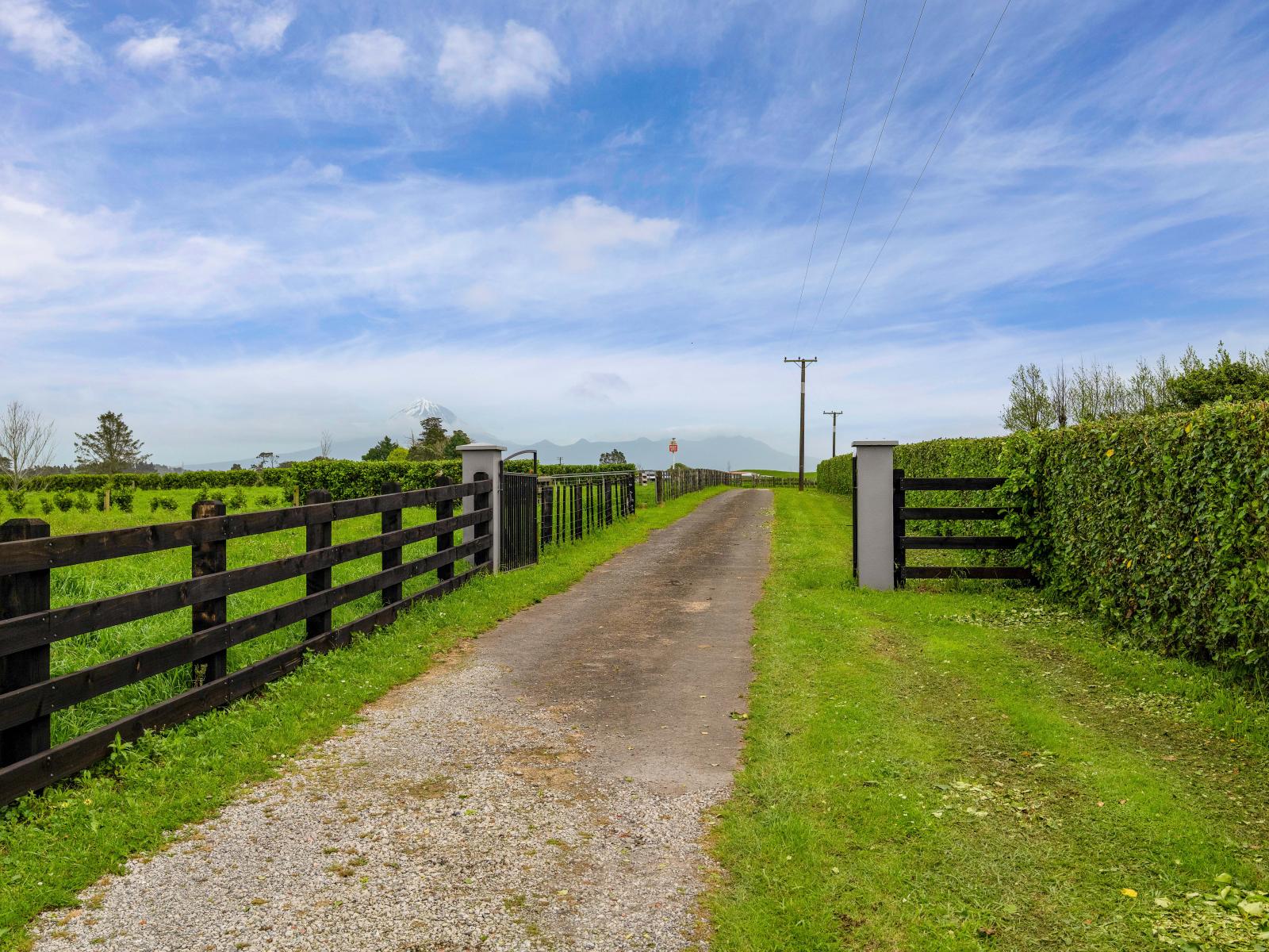 312 Corbett Road, Paraite