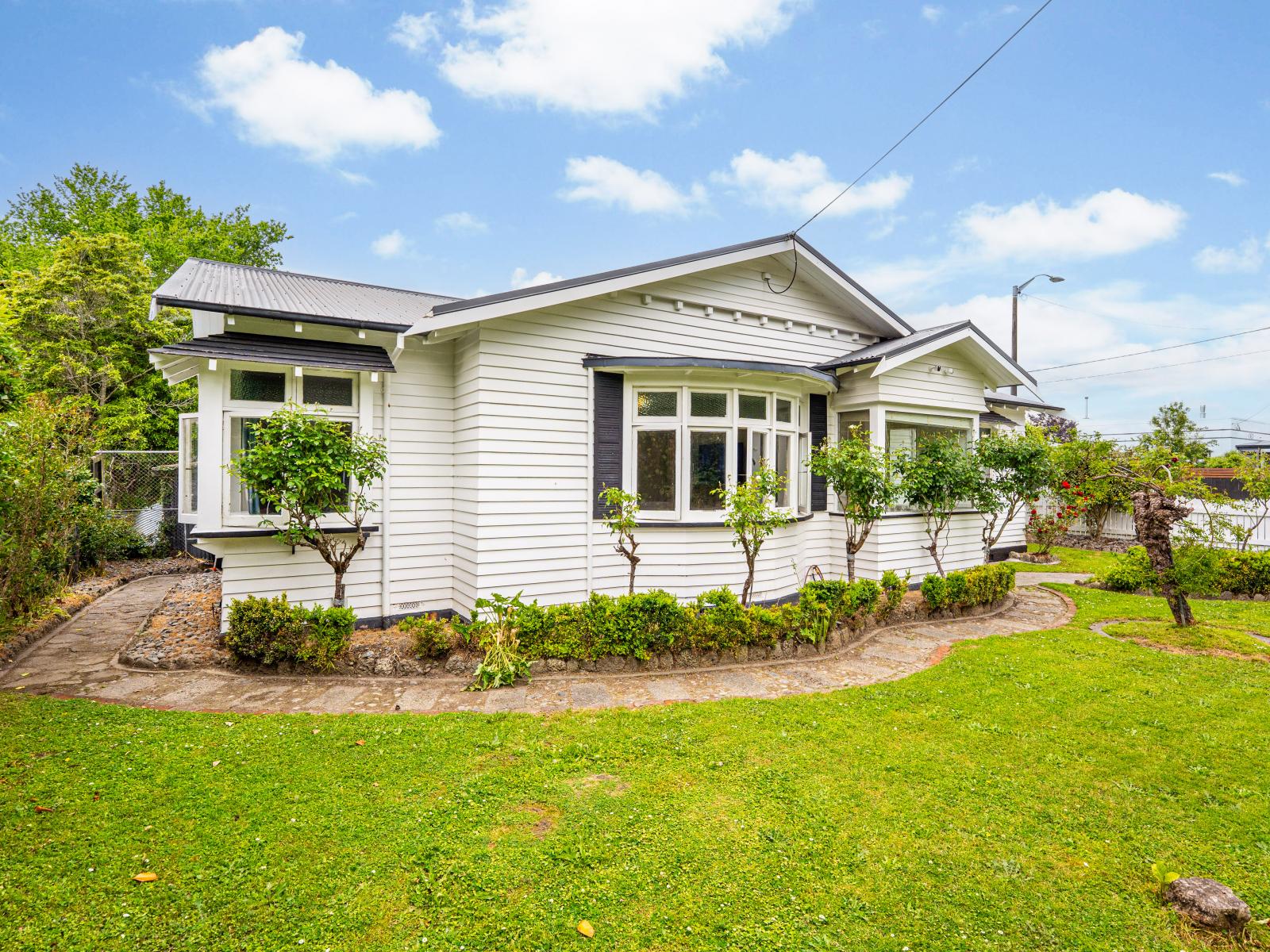 124 Anzac Parade, Whanganui East