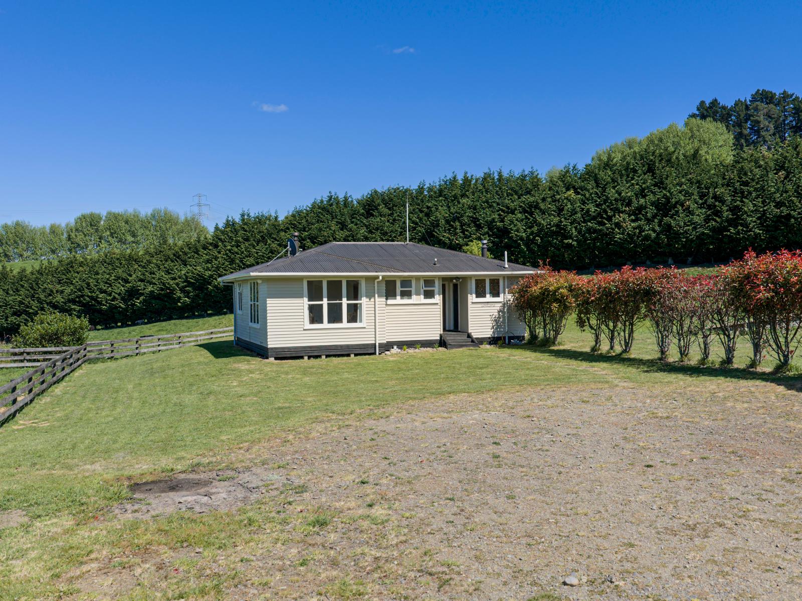 182 Claymore Road, Te Pohue