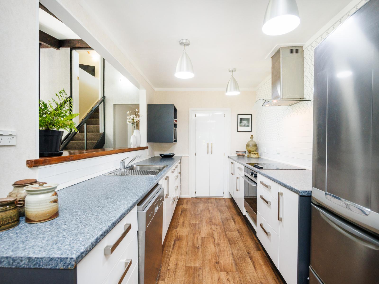 7 Poplar Grove, Bulls