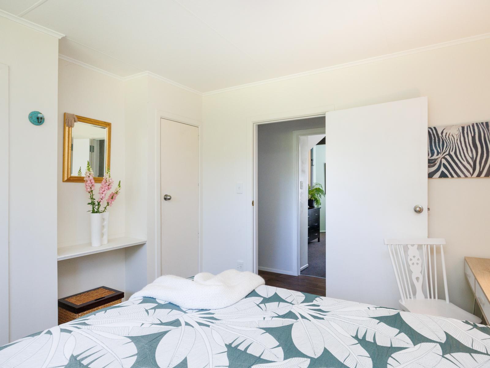 7 Poplar Grove, Bulls