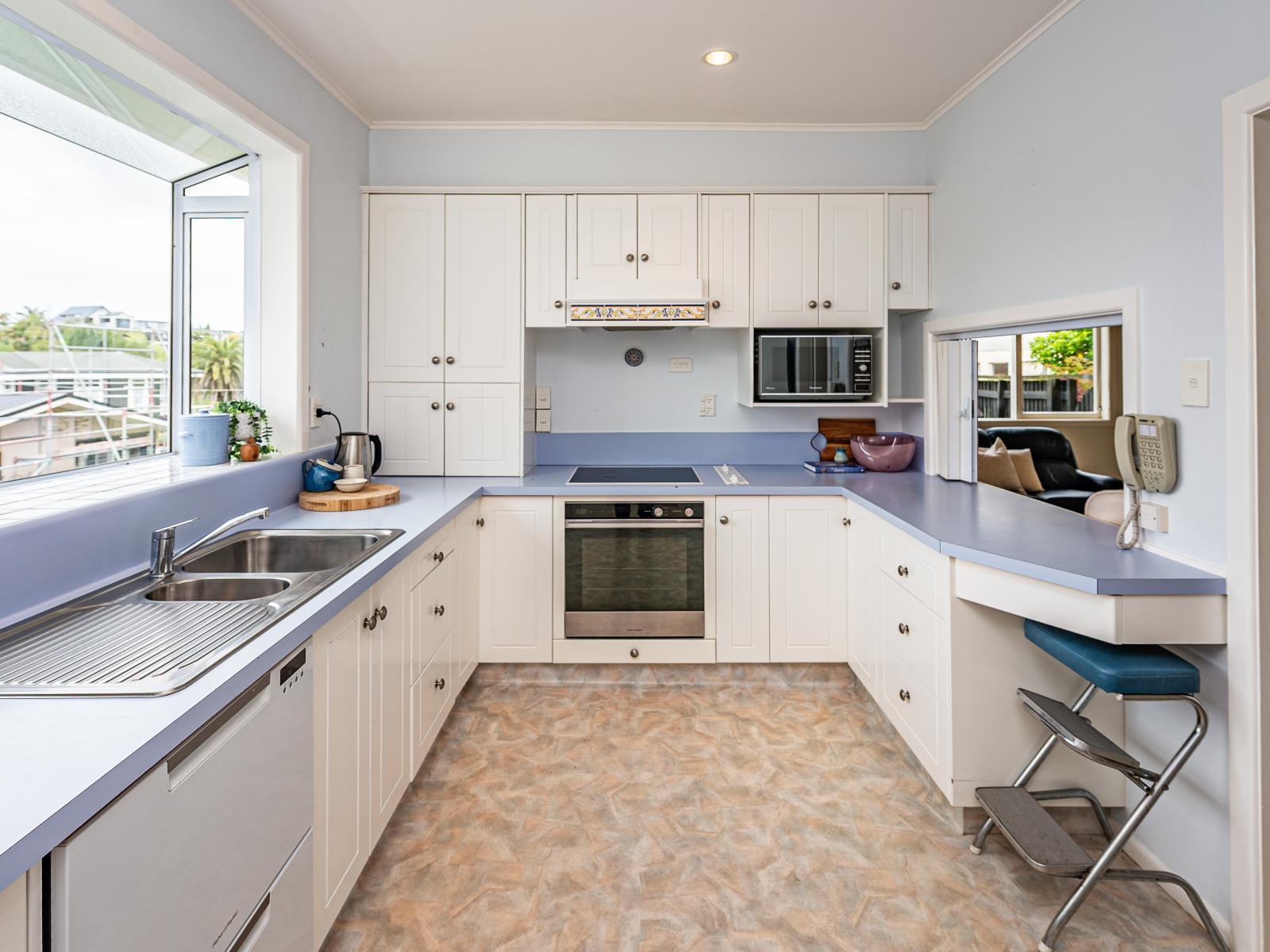 84 Great North Road, St Johns Hill