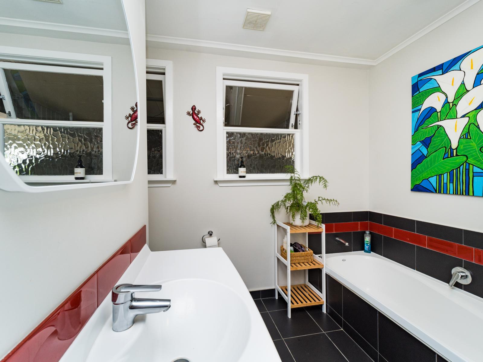 56 Te Awe Awe Street, Hokowhitu