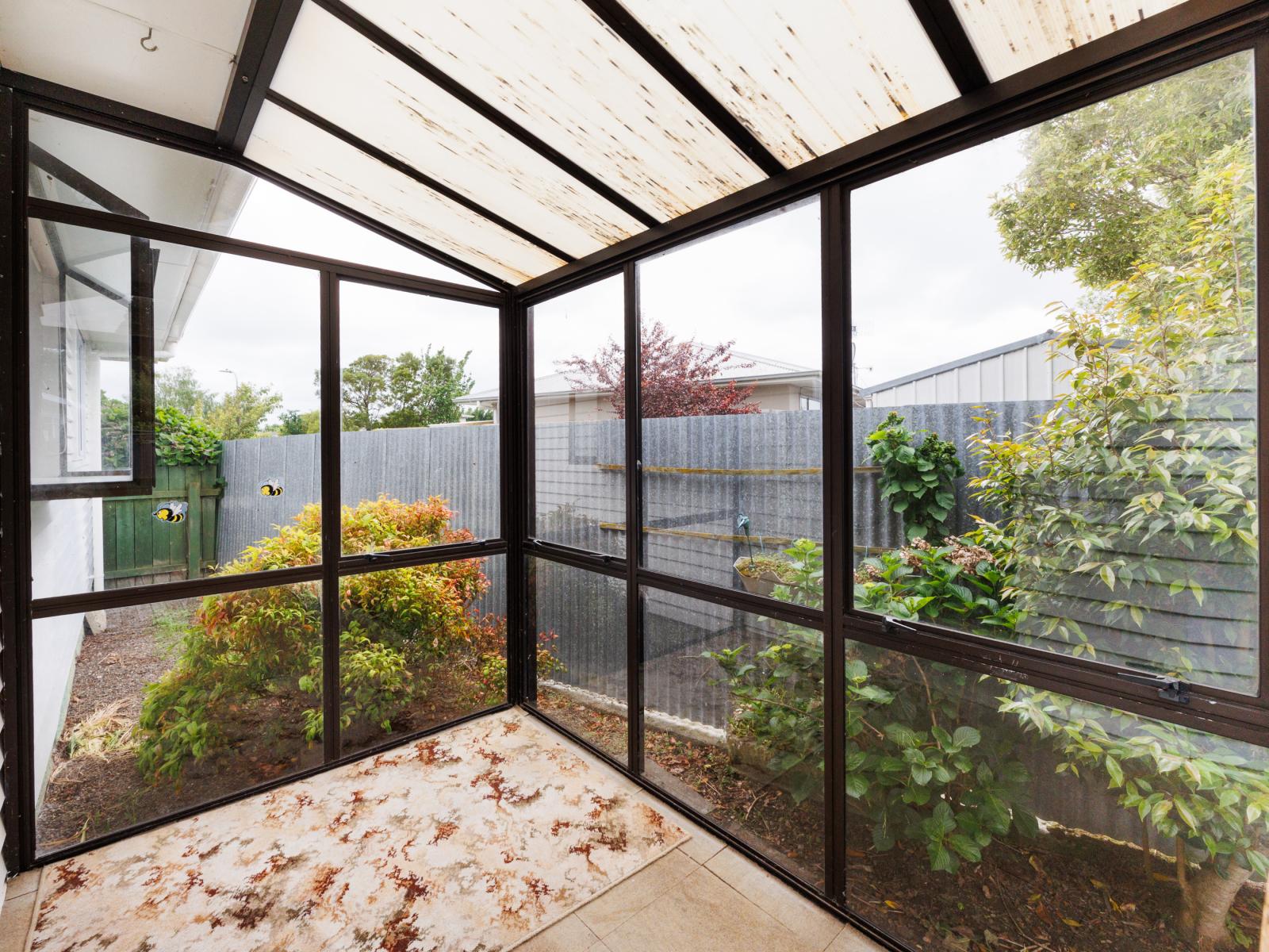 8 Somerset Crescent, Highbury