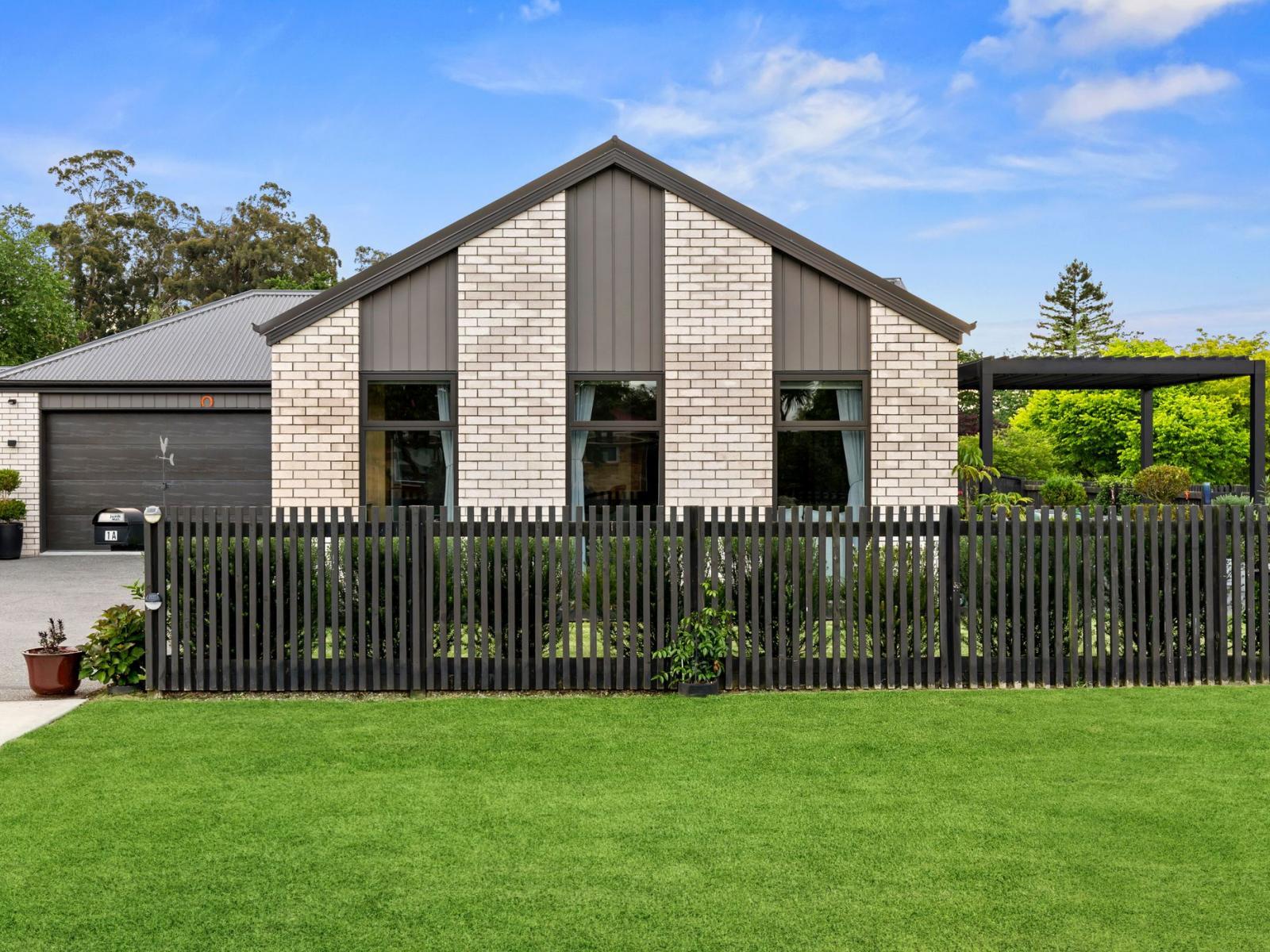 1A Fairburn Place, Cambridge