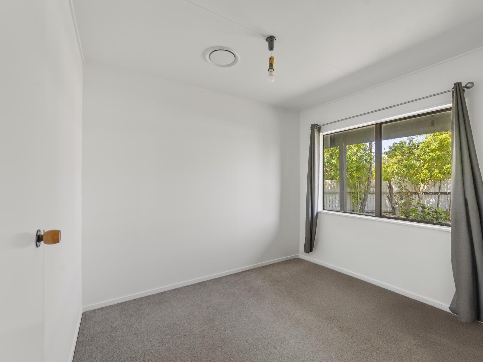 50B Allens Lane, Clive