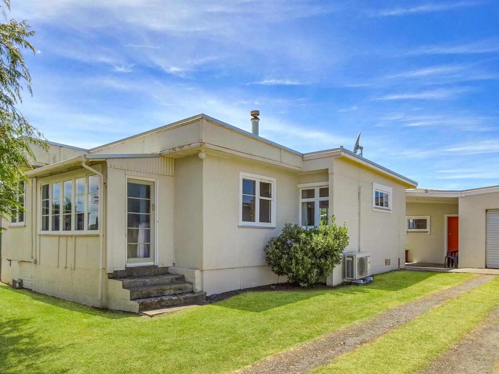 23 Ruanui Street, Himatangi Beach