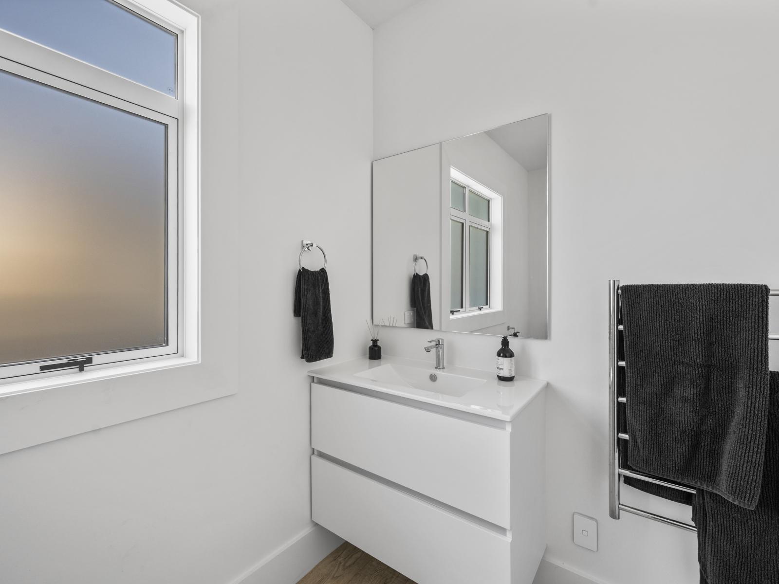 910 Outram Road, Akina