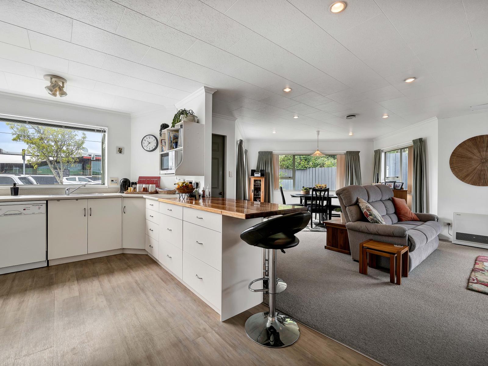 38 Tukapa Street, Westown