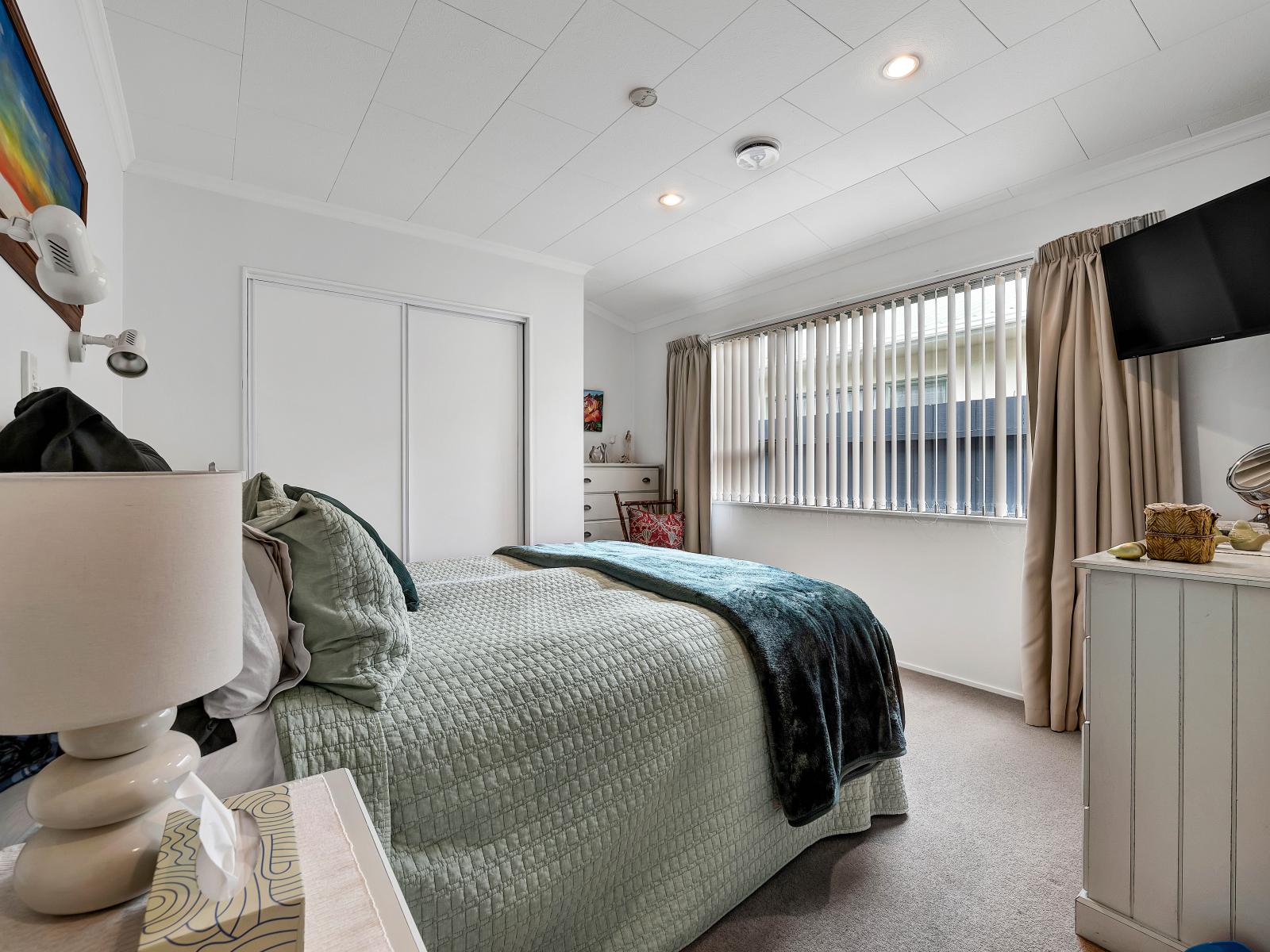 38 Tukapa Street, Westown