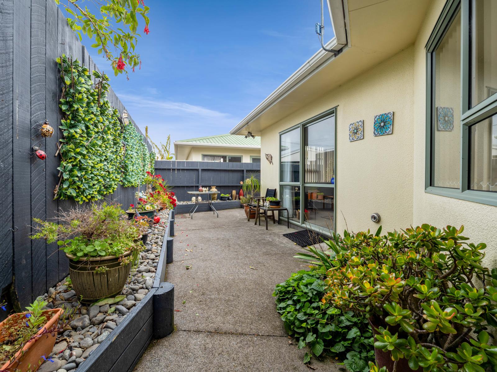 38 Tukapa Street, Westown