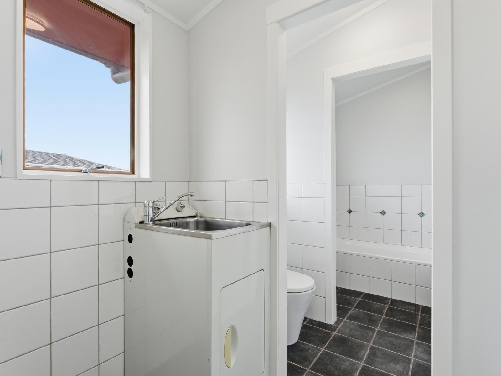 64 Hinau Street, Castlecliff