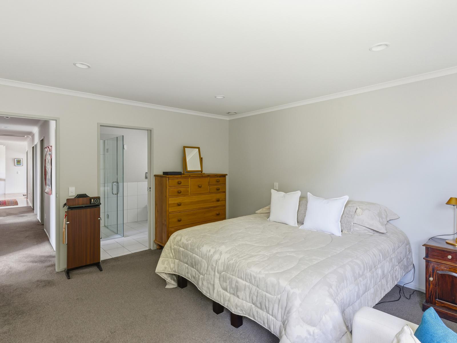 27A Kotare Street, Waikanae