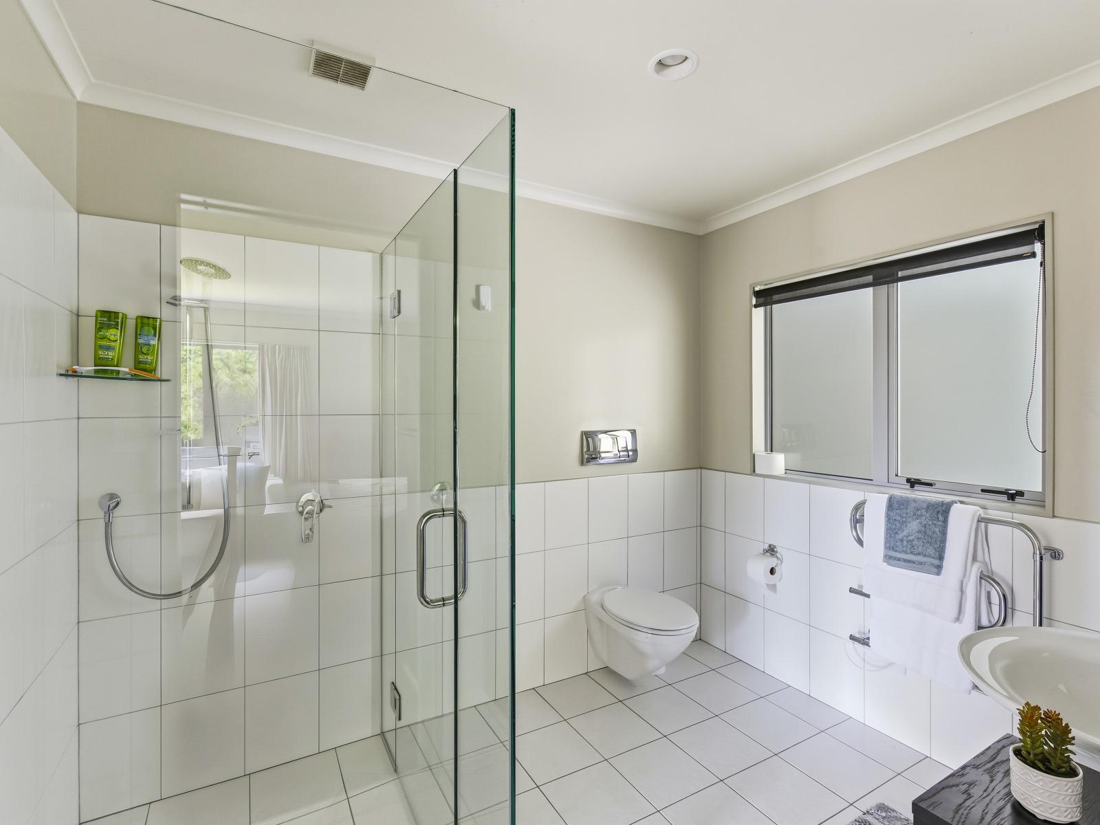 27A Kotare Street, Waikanae