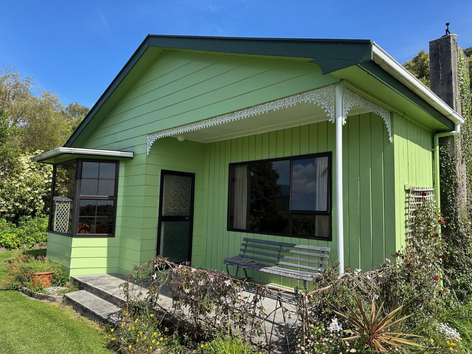 4 Arapito Road, Karamea