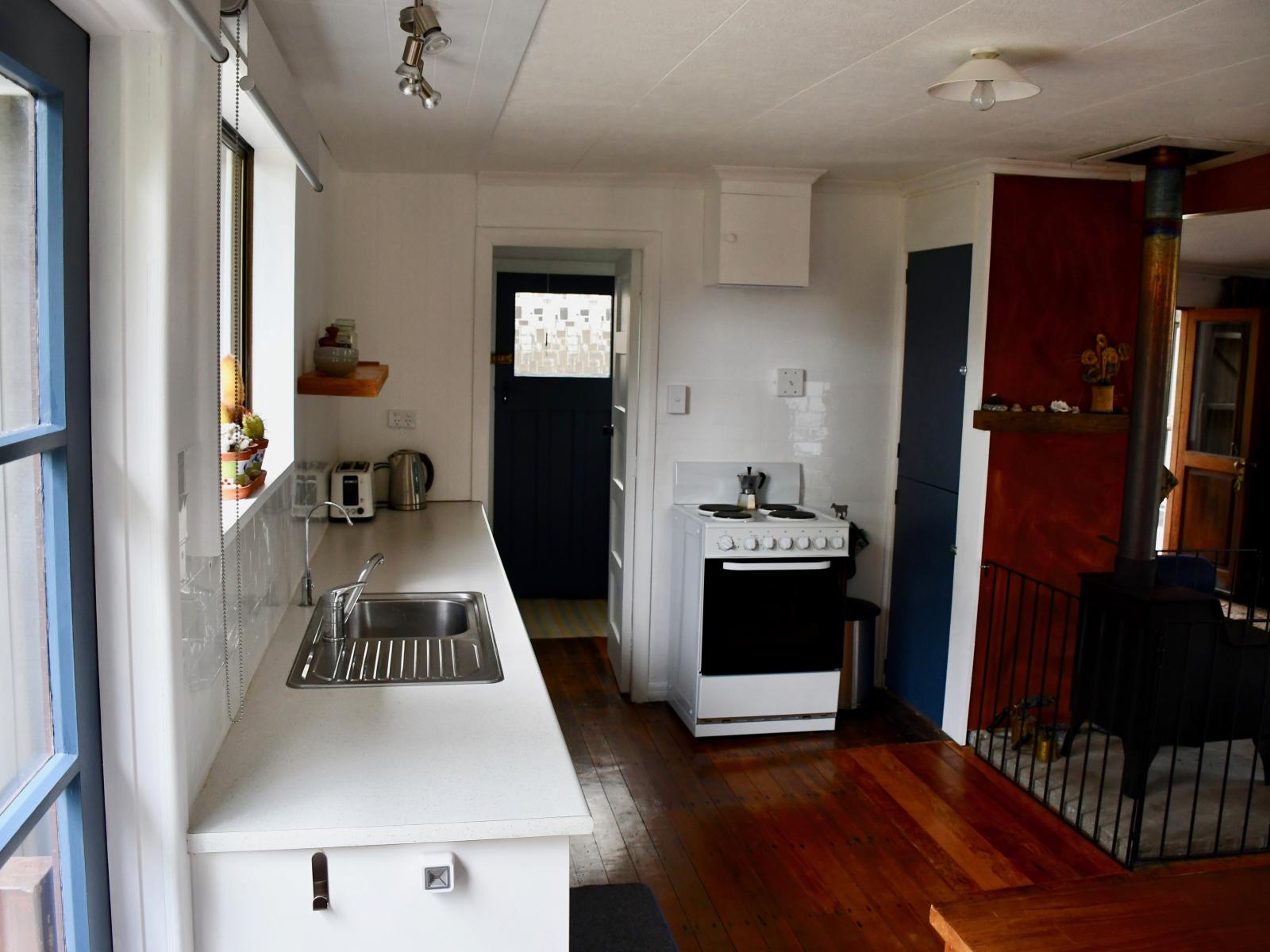 2 Hunter Street, Karamea