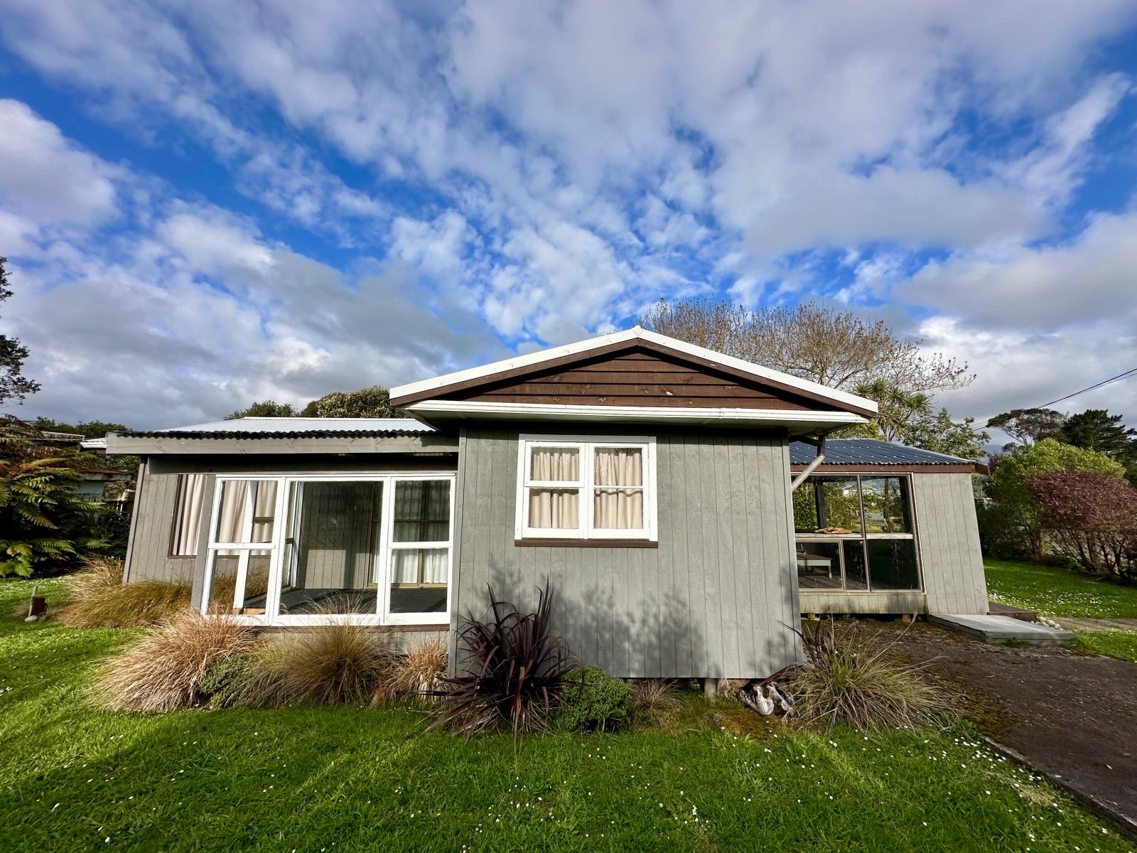 2 Hunter Street, Karamea