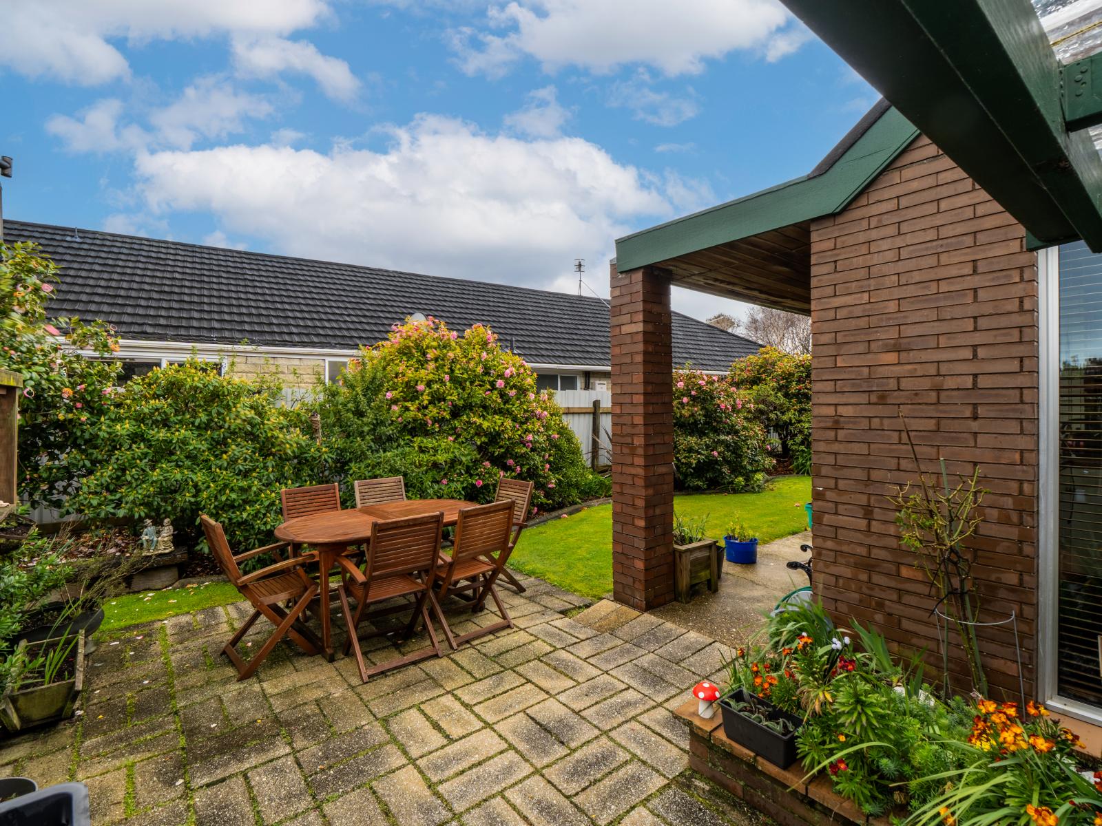 97 Gladstone Terrace, Gladstone