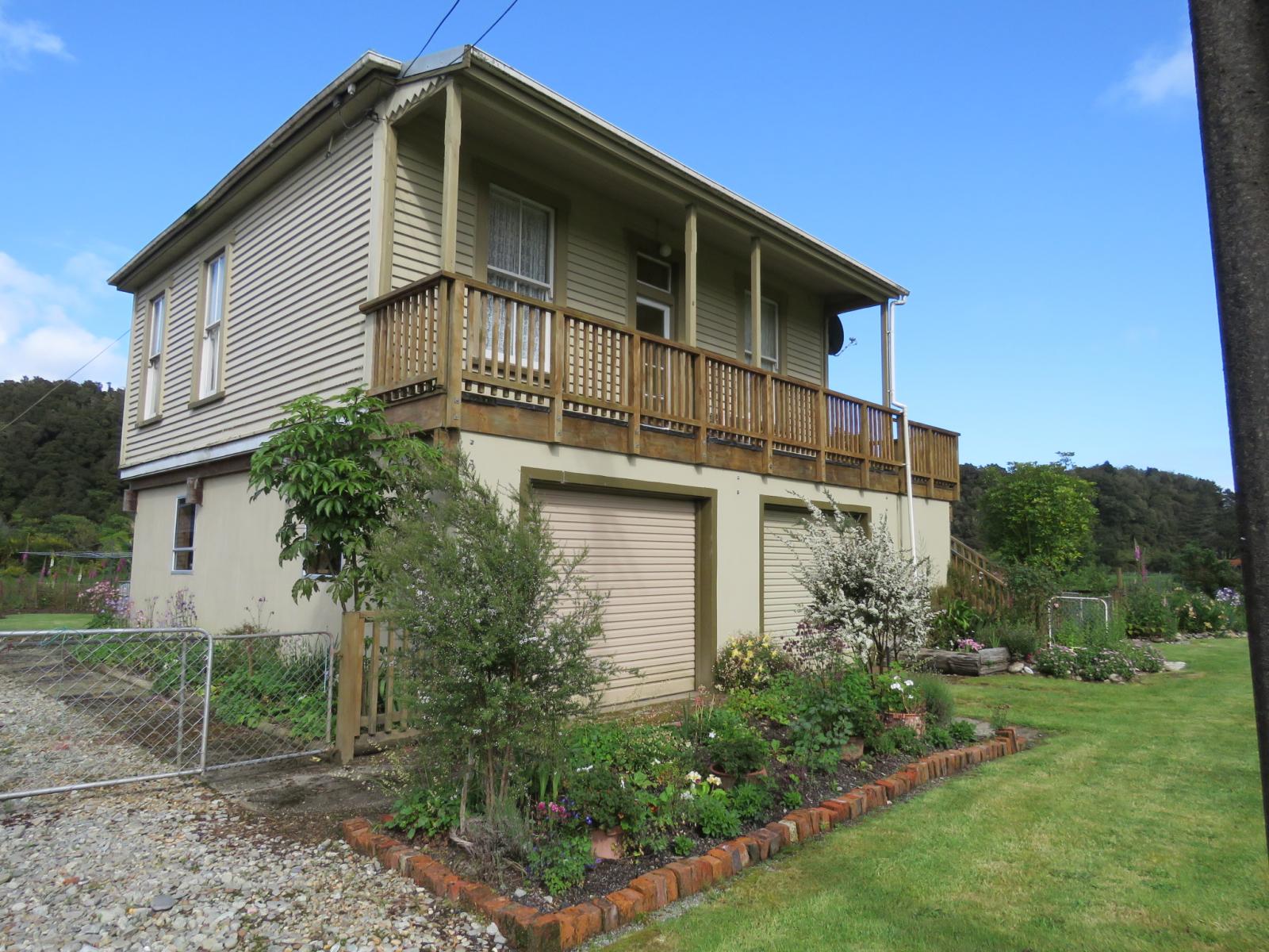 6 Gladstone Street, Seddonville