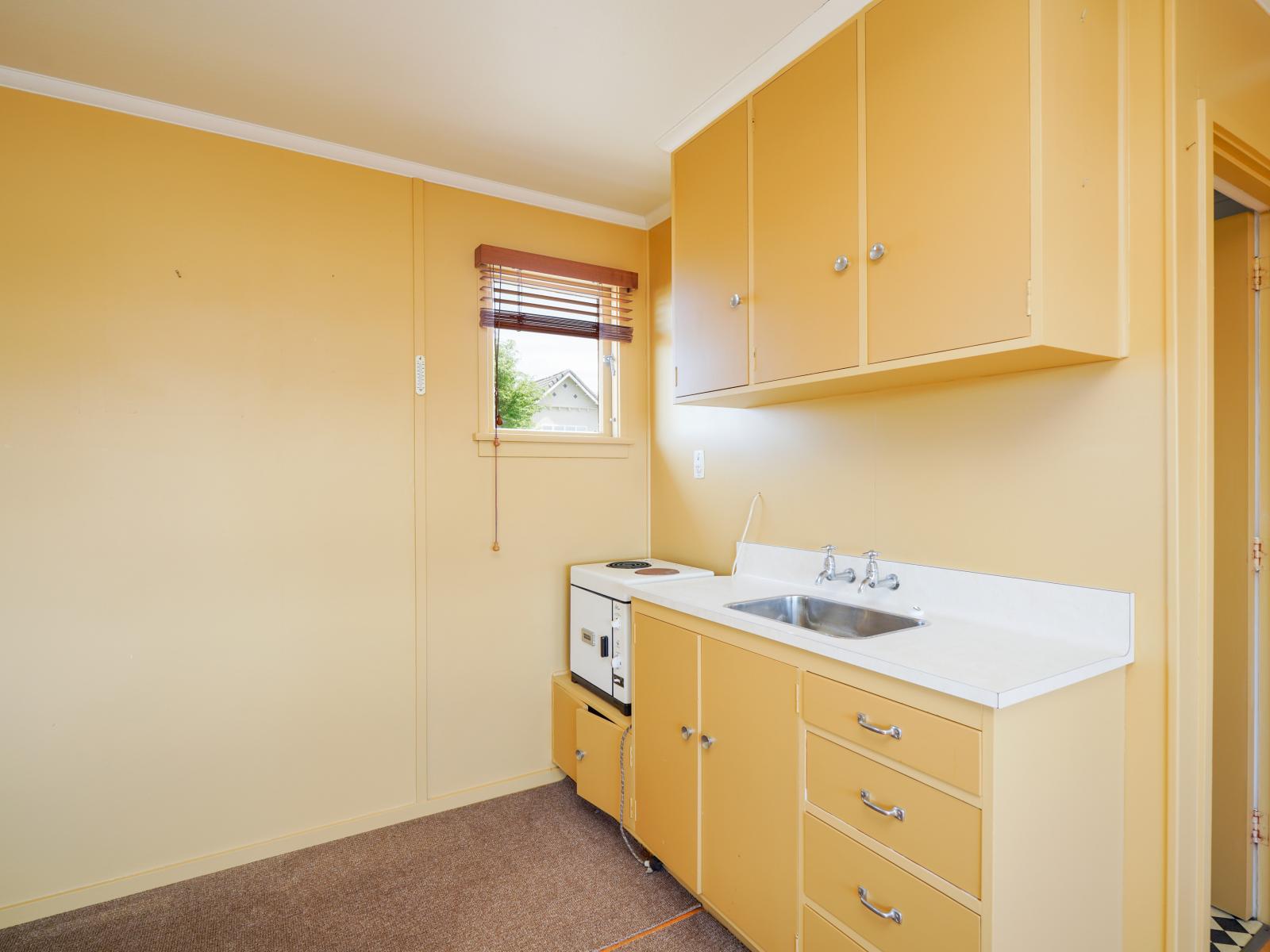 255 Herbert Street, Windsor