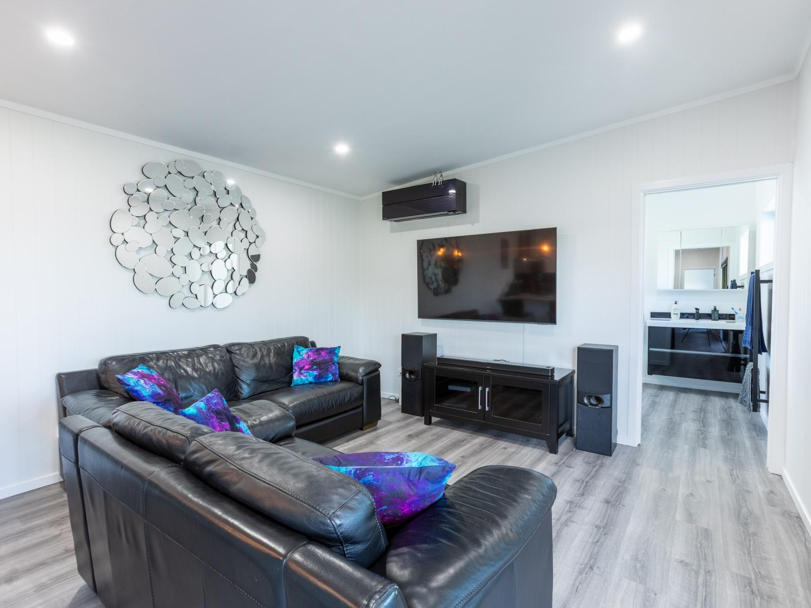 111 Grey Street, Woodville