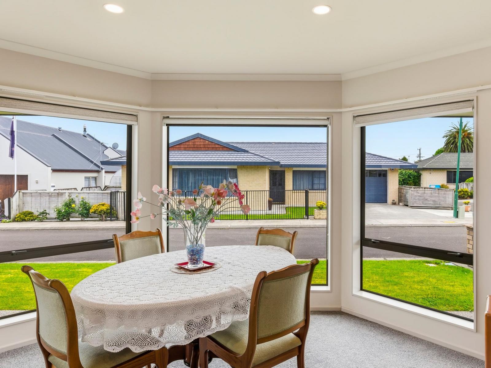 6 Campbell Grove, Levin