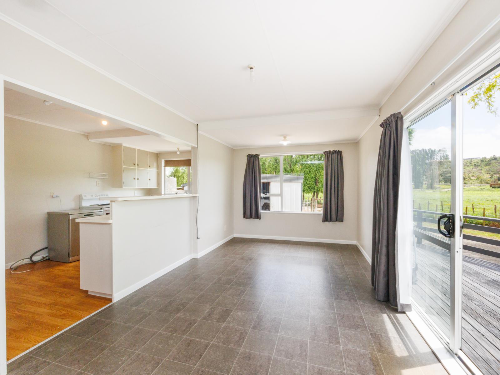 823 Napier Road, Whakarongo