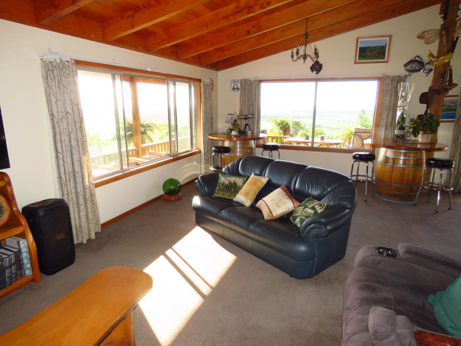 9190 State Highway 6, Westport