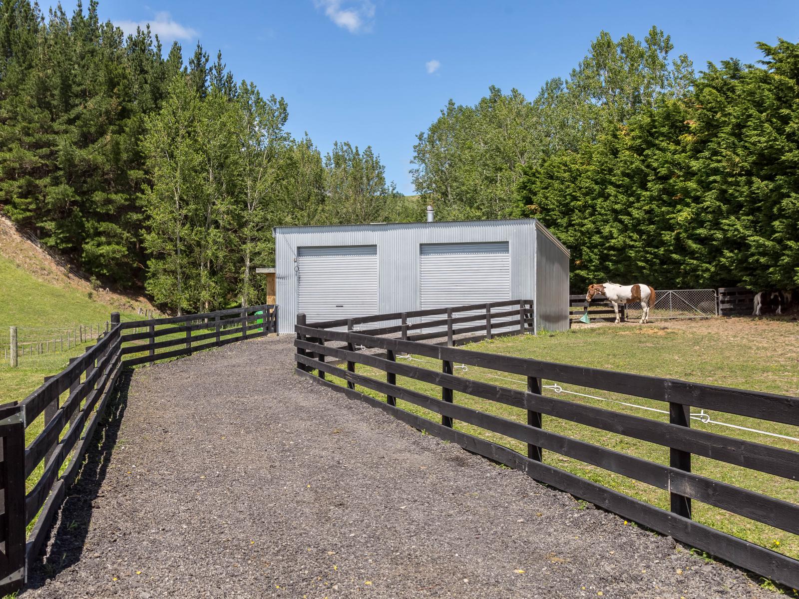 263 Millars Road, Carterton