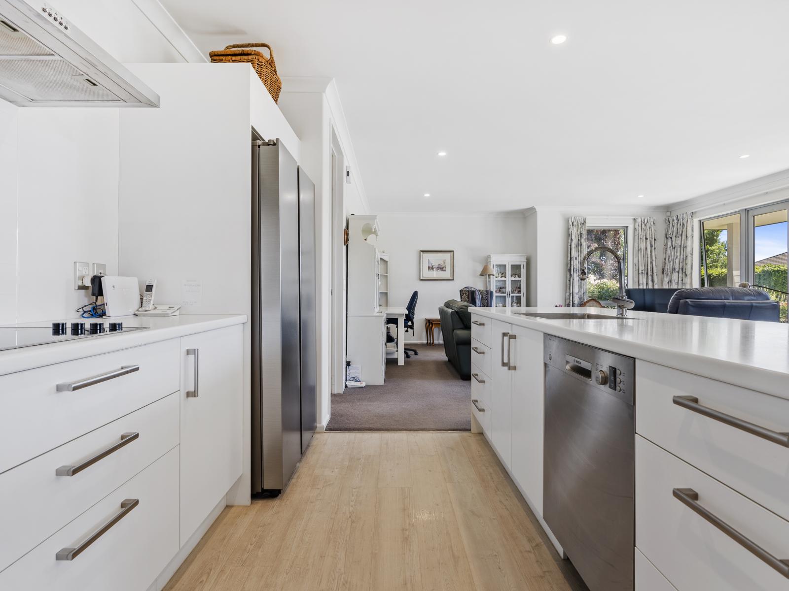 18 Liffey Springs Drive, Lincoln