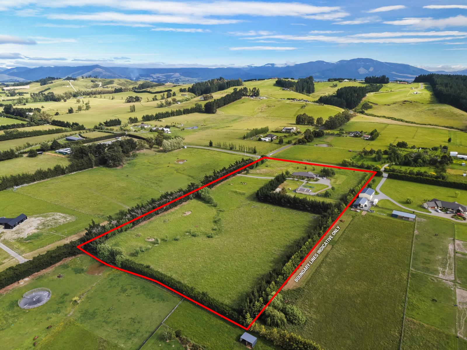 150 Davis Road, Cust