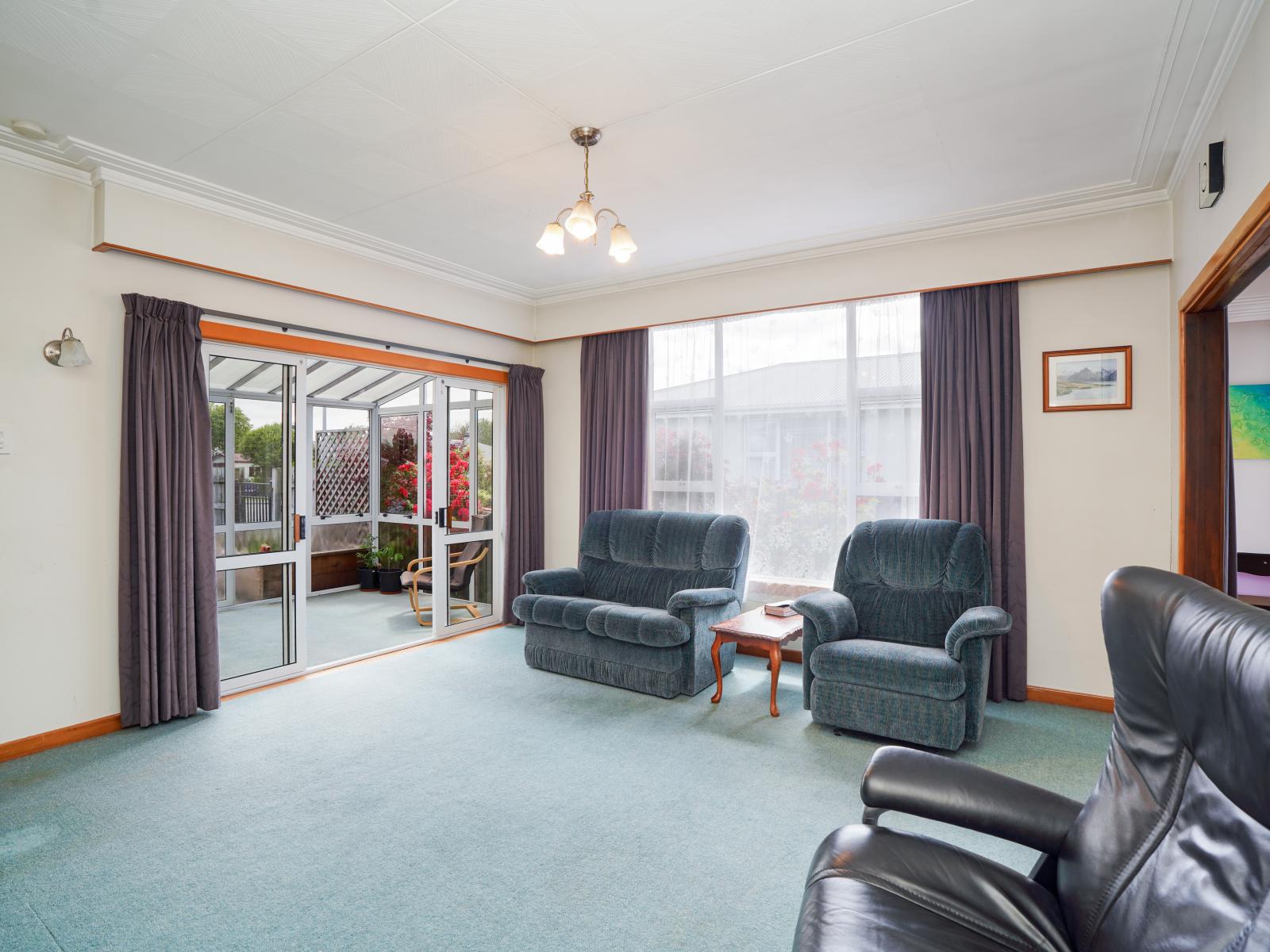 151 West Street, Hawthorndale