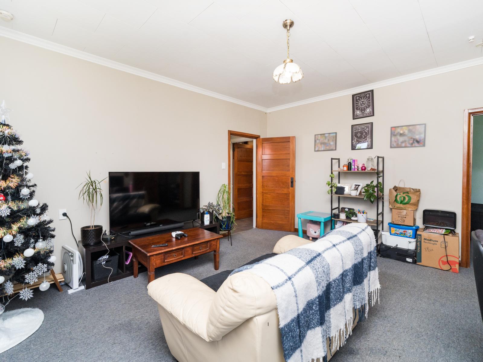 5 Terrace Street, Roslyn