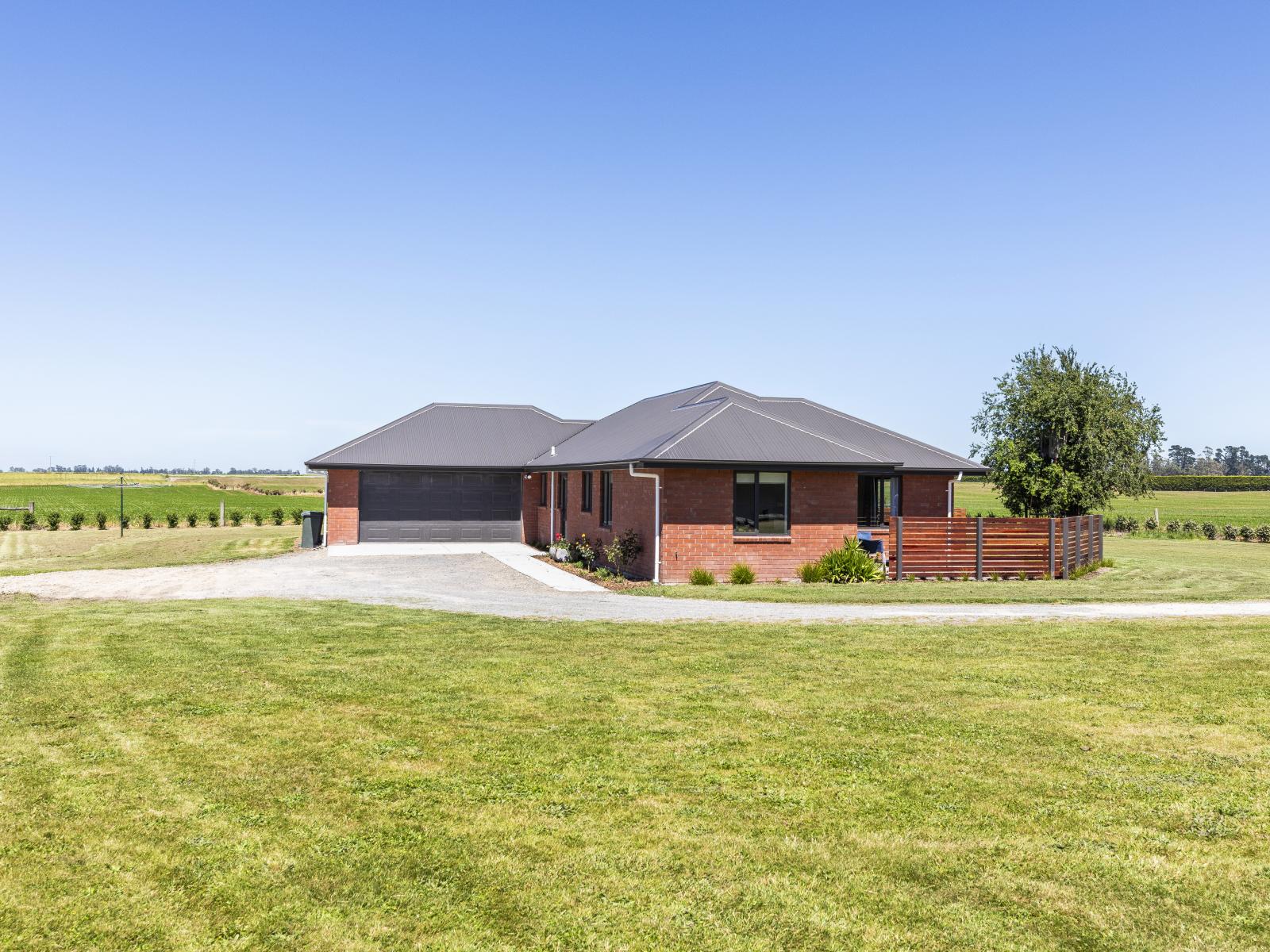 2217 Old West Coast Road, Kirwee