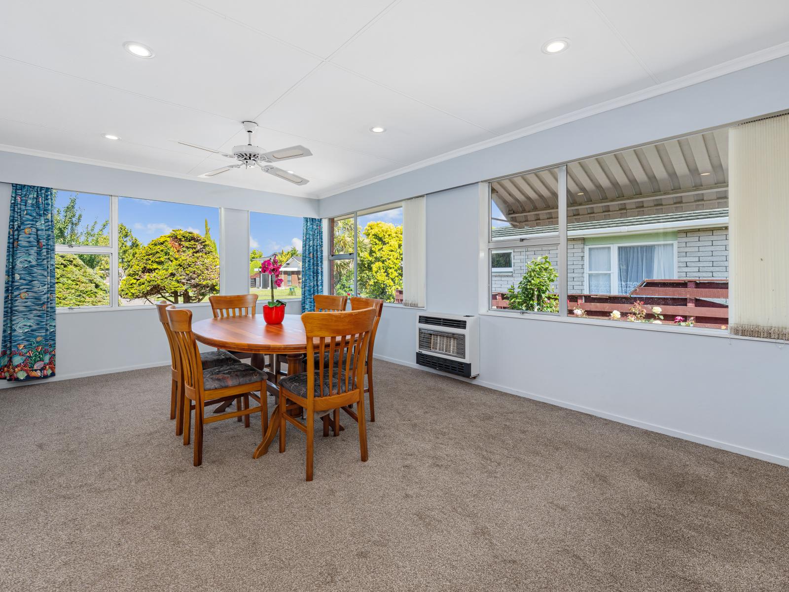 11 Chippendale Crescent, Highbury