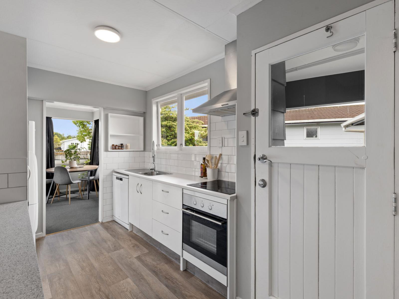 49 Kimberley Grove, Westbrook