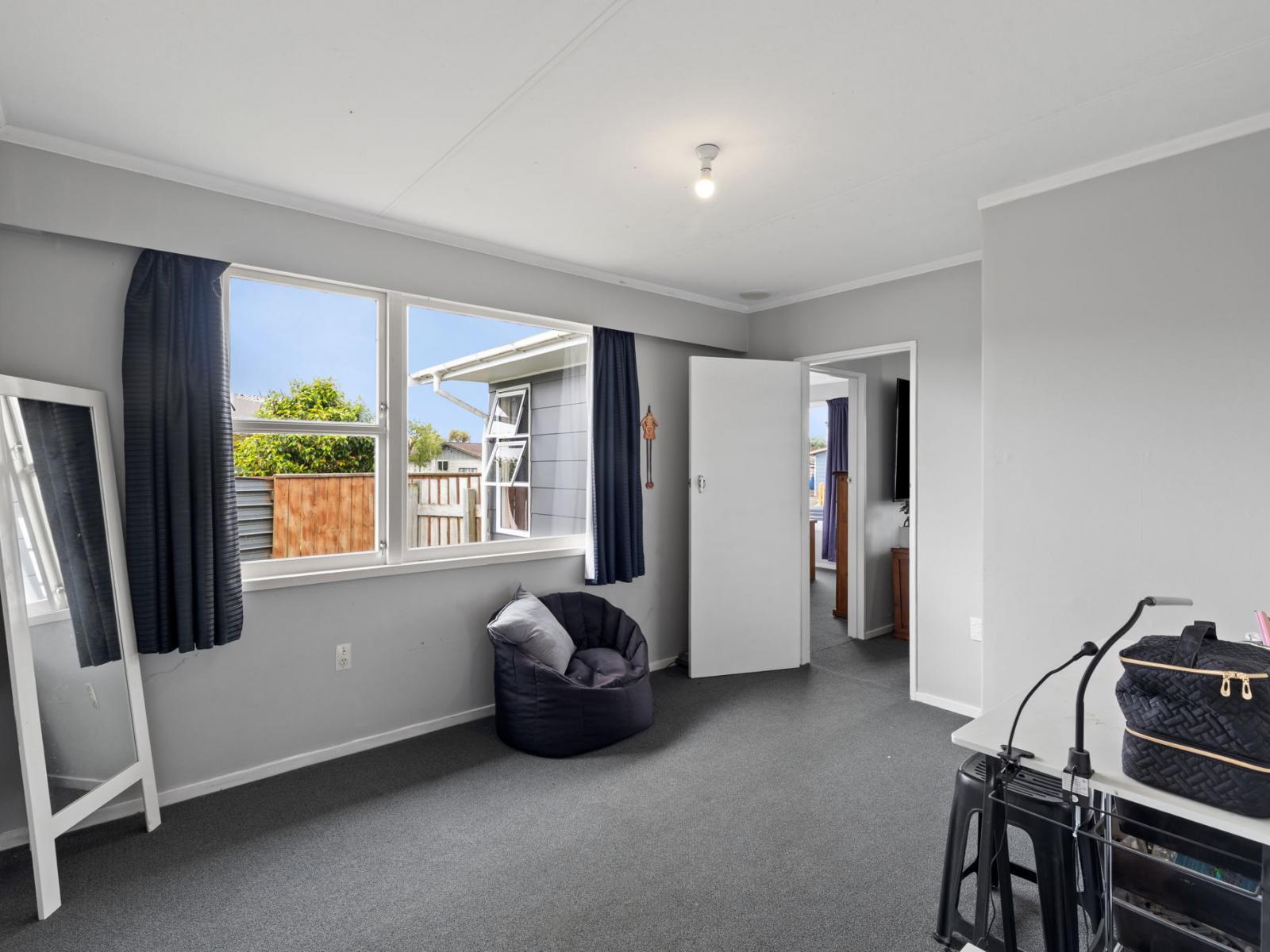 49 Kimberley Grove, Westbrook