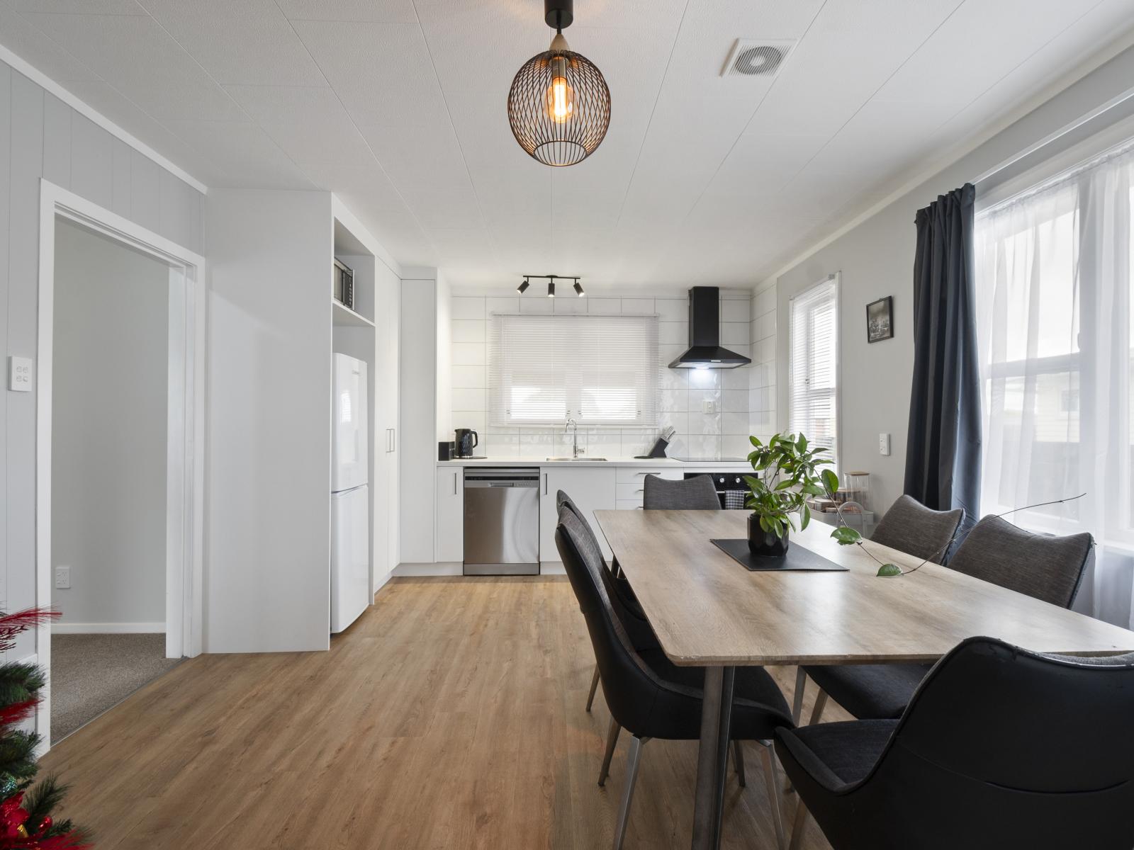 3 Somerset Crescent, Highbury