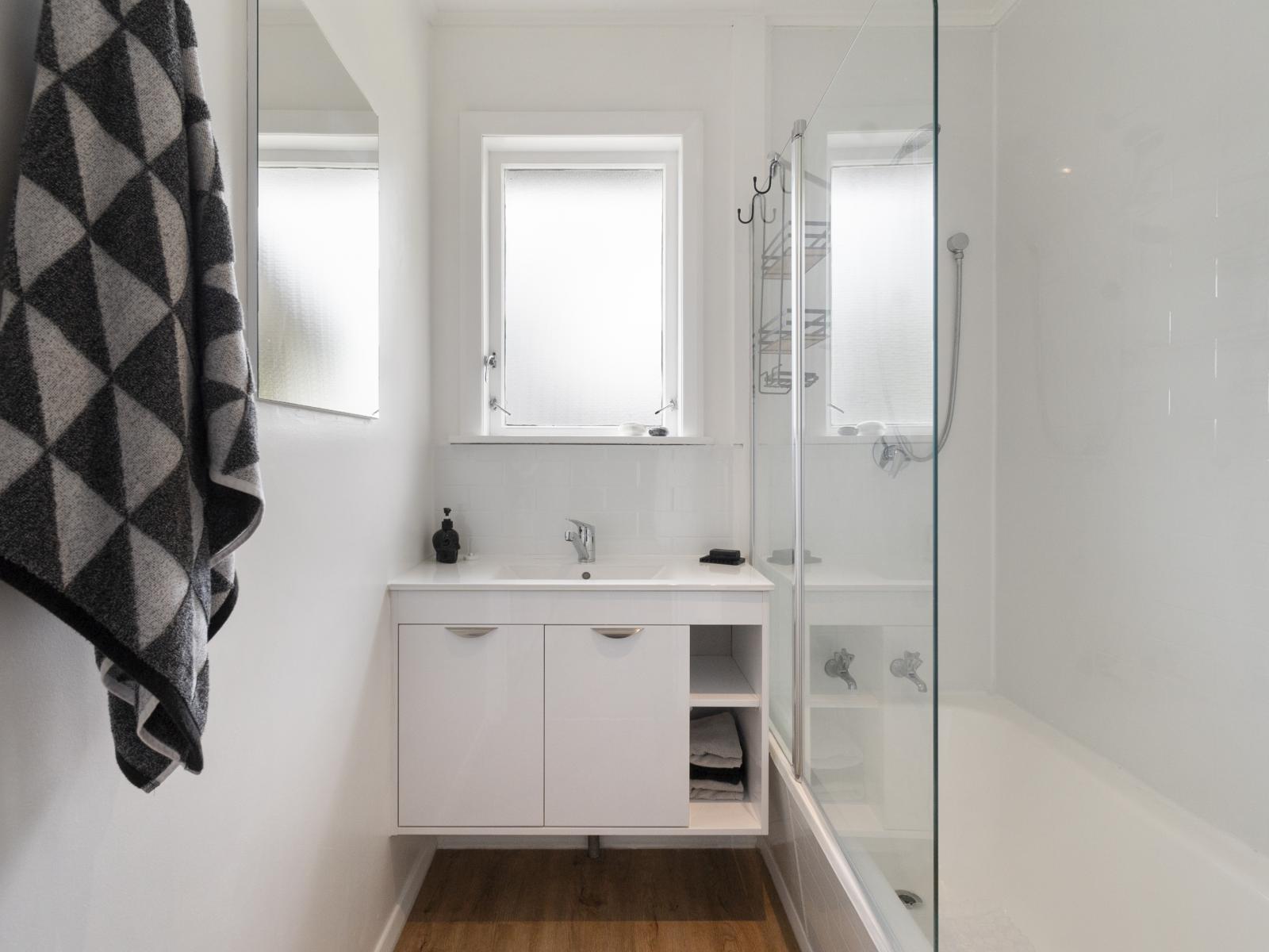 3 Somerset Crescent, Highbury