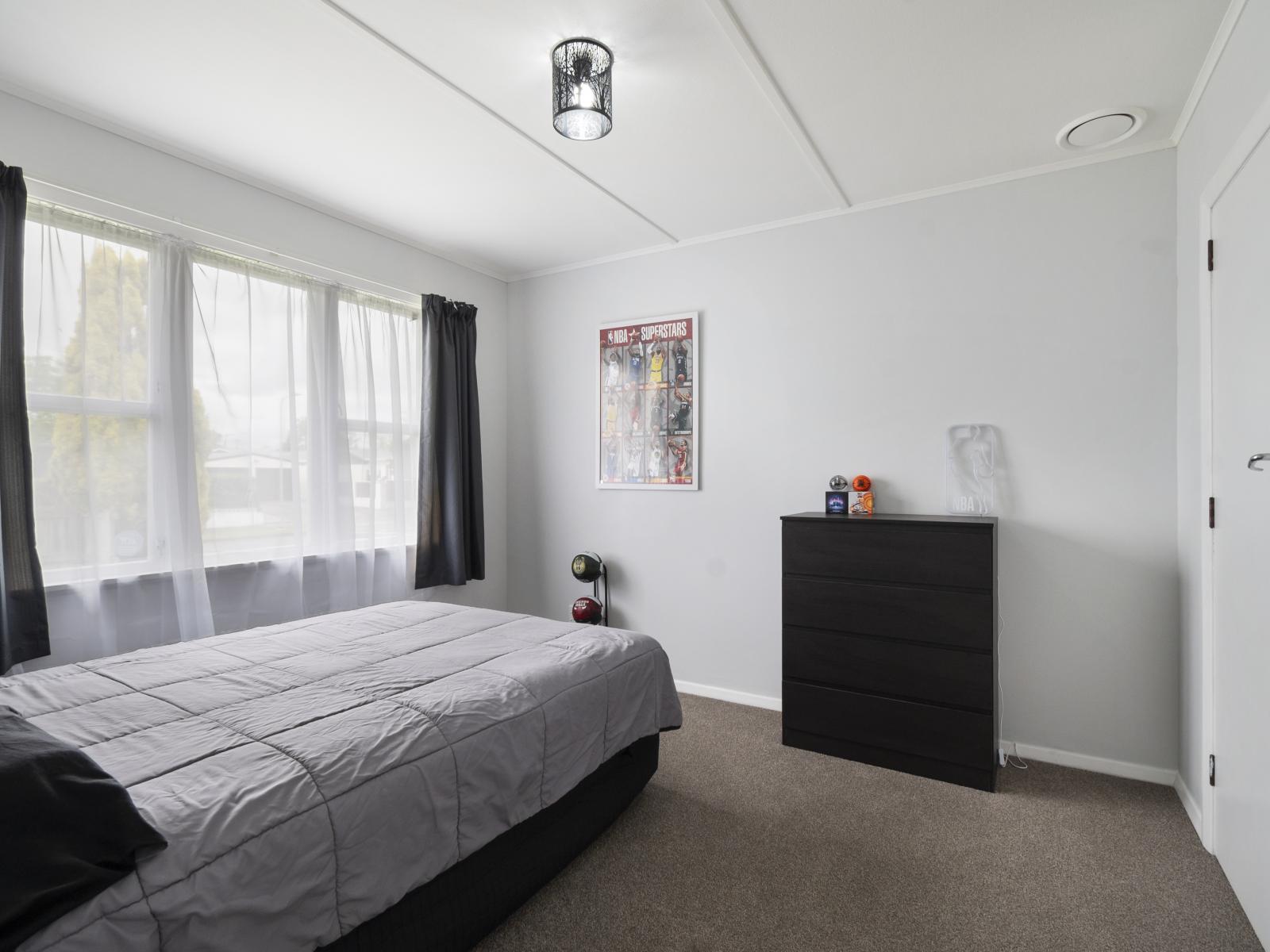 3 Somerset Crescent, Highbury