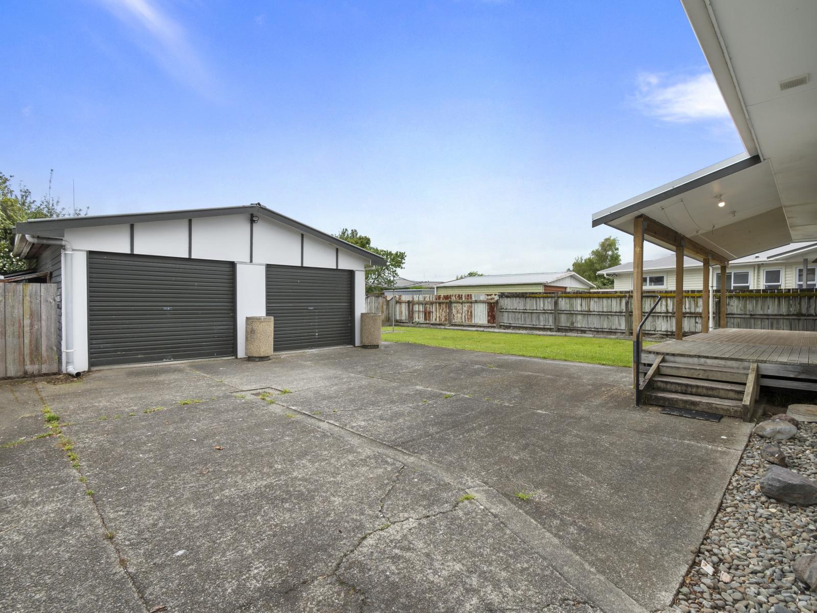 3 Somerset Crescent, Highbury