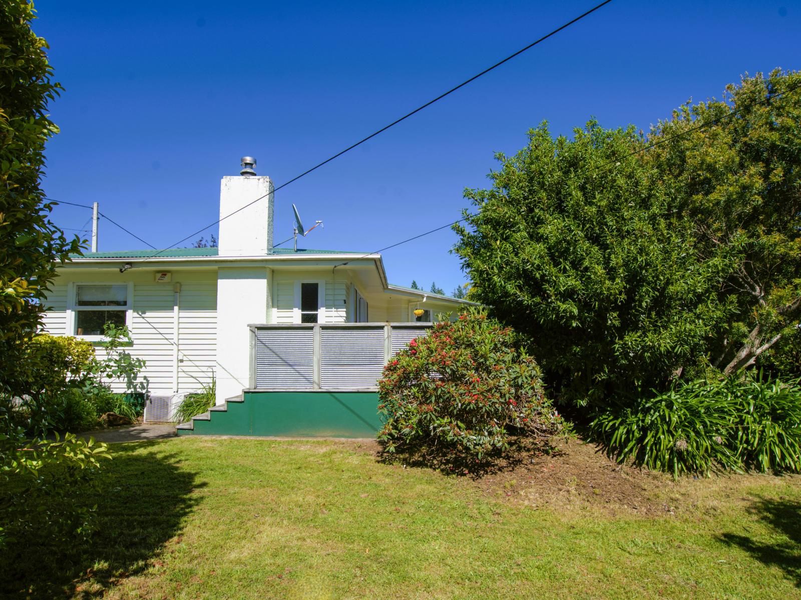 2 Gear Street, Utuhina