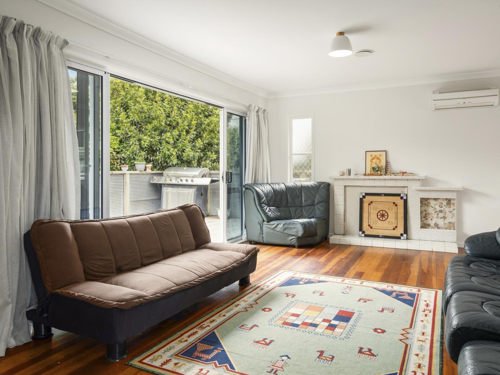 2 Gear Street, Utuhina